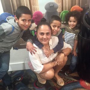 Meet your Posher, Iris